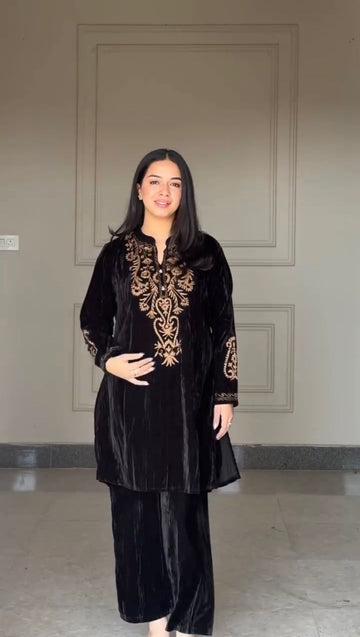 Black Velvet Kurta Pant Set with Elegant Gold Embroidery